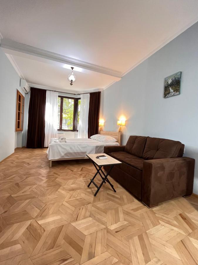 Vera City Center Apartment Tbilisi Esterno foto