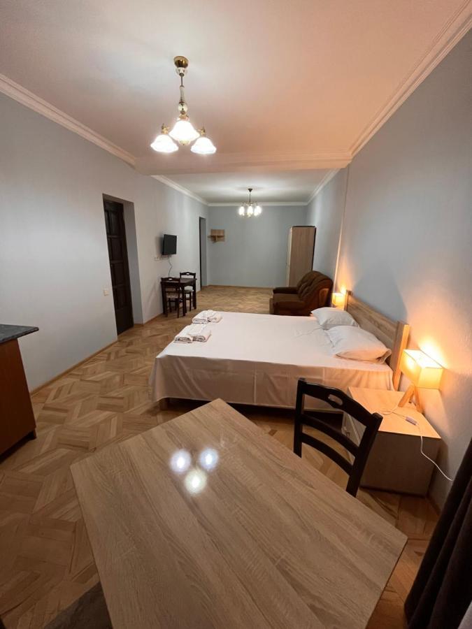 Vera City Center Apartment Tbilisi Esterno foto