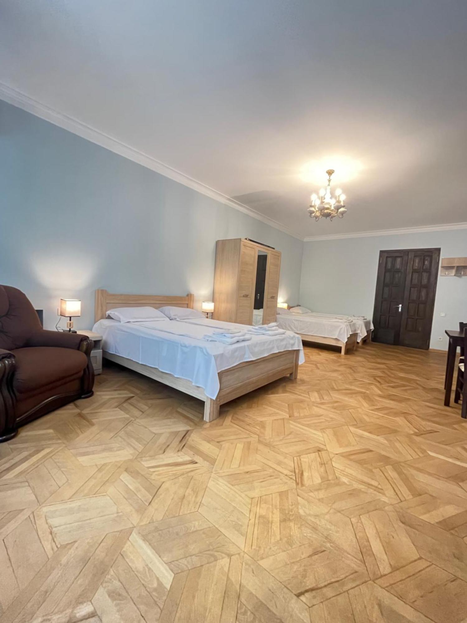 Vera City Center Apartment Tbilisi Esterno foto
